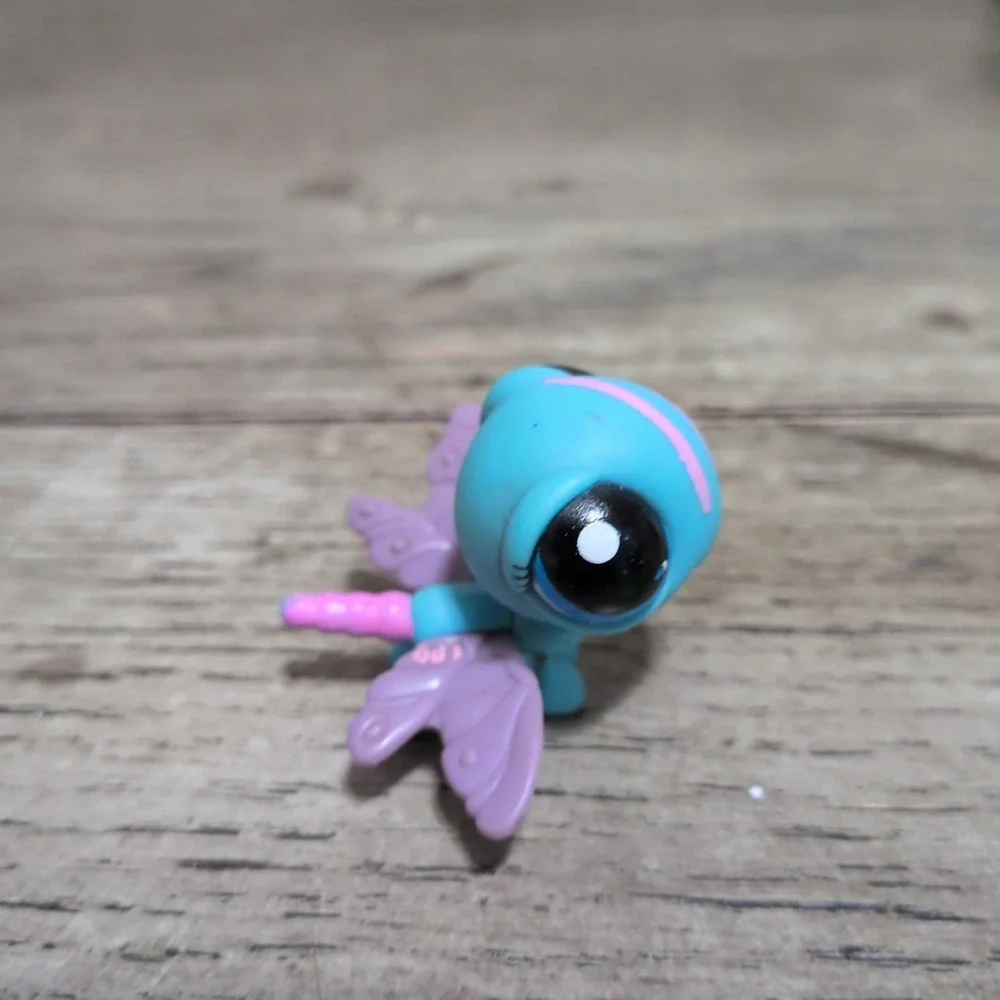 Authentic Littlest Pet Shop LPS Blue Purple Dragonfly Insect #1725